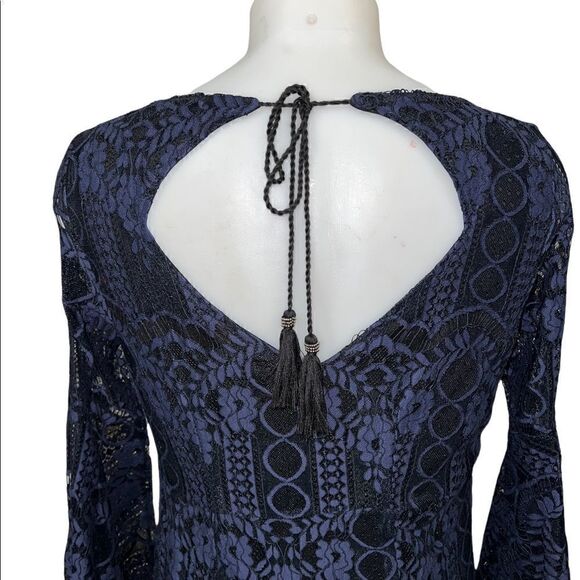 Ellos
lace navy sheath dress bell sleeve evening ware cocktail maxi career SZ 10 - Picture 5 of 11